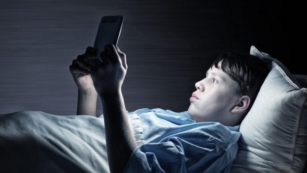 Mon enfant a déjà vu des images pornos…