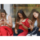 Comportements sur les réseaux sociaux